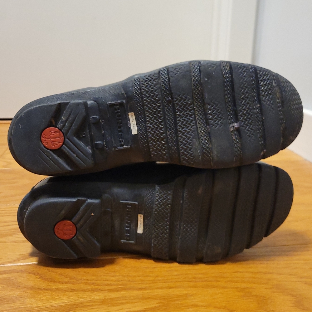 Women's Hunter Tall Rain Boots, Size 7 - Picture 4 of 6